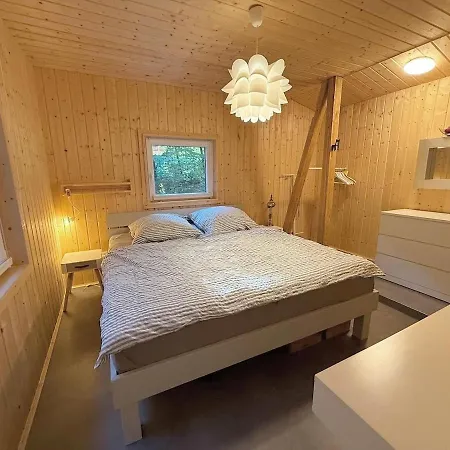 Waldhaus Am Mit Wasserzugang بيت للعطل نيوستاد ام روبنبر